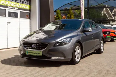 VOLVO V40 1.6 D [D2] Kinetic Titanium Grey Metallic+Gondosan szervizelt+ Friss műszaki+ 3X-s GARANCIA!!!