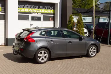 VOLVO V40 1.6 D [D2] Kinetic Titanium Grey Metallic+Gondosan szervizelt+ Friss műszaki+ 3X-s GARANCIA!!!