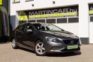 VOLVO V40 1.6 D [D2] Kinetic Titanium Grey Metallic+Gondosan szervizelt+ Friss műszaki+ 3X-s GARANCIA!!!