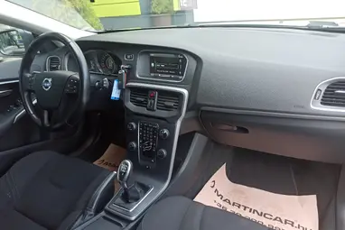 VOLVO V40 1.6 D [D2] Kinetic Titanium Grey Metallic+Gondosan szervizelt+ Friss műszaki+ 3X-s GARANCIA!!!