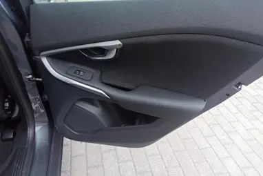 VOLVO V40 1.6 D [D2] Kinetic Titanium Grey Metallic+Gondosan szervizelt+ Friss műszaki+ 3X-s GARANCIA!!!