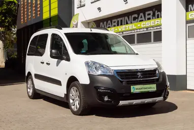 PEUGEOT PARTNER Tepee 1.6 BlueHDi Outdoor Arctic White+ Vezérlés Csere+ Vezetett Szerviz+ Mo.-i 1 Tulaj+ 3X-s GARANCIA!!!