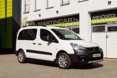 PEUGEOT PARTNER Tepee 1.6 BlueHDi Outdoor Arctic White+ Vezérlés Csere+ Vezetett Szerviz+ Mo.-i 1 Tulaj+ 3X-s GARANCIA!!!