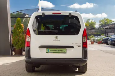 PEUGEOT PARTNER Tepee 1.6 BlueHDi Outdoor Arctic White+ Vezérlés Csere+ Vezetett Szerviz+ Mo.-i 1 Tulaj+ 3X-s GARANCIA!!!