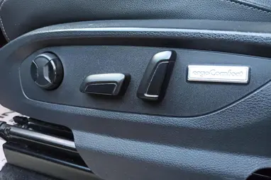 VOLKSWAGEN AMAROK 3.0 TDI V6 Highline Tiptronic 4Motion Reflex Silver Metallic+ Nincs Áfa+ 3.5T Horog+ Jól Felszerelt+ 3X-s GARANCIA!!!