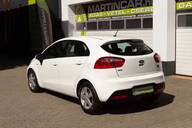 KIA RIO 1.4 CRDi EX Limited CLEAR White +Sok Extra +Full Vez. Sz könyv +1.Tulaj +3X-s GARANCIA !!