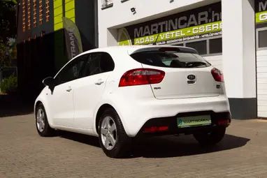 KIA RIO 1.4 CRDi EX Limited CLEAR White +Sok Extra +Full Vez. Sz könyv +1.Tulaj +3X-s GARANCIA !!