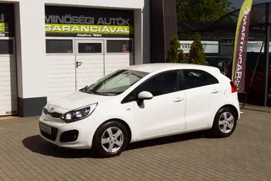 KIA RIO 1.4 CRDi EX Limited CLEAR White +Sok Extra +Full Vez. Sz könyv +1.Tulaj +3X-s GARANCIA !!