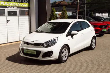 KIA RIO 1.4 CRDi EX Limited CLEAR White +Sok Extra +Full Vez. Sz könyv +1.Tulaj +3X-s GARANCIA !!