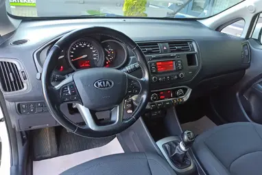 KIA RIO 1.4 CRDi EX Limited CLEAR White +Sok Extra +Full Vez. Sz könyv +1.Tulaj +3X-s GARANCIA !!
