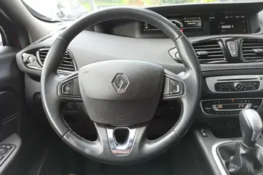 RENAULT SCENIC Scénic 1.5 dCi Limited Grenat Rouge Metallic+Friss Szerviz+ Mo.-i 1 Tulaj+ Automata+ 3X-s GARANCIA!!!