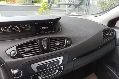 RENAULT SCENIC Scénic 1.5 dCi Limited Grenat Rouge Metallic+Friss Szerviz+ Mo.-i 1 Tulaj+ Automata+ 3X-s GARANCIA!!!