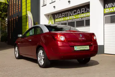 RENAULT MEGANE CC 1.6 Exception Automata Limitált Sport széria +Full Extra +Végig Vez.Sz.Könyv +Üvegtető !!