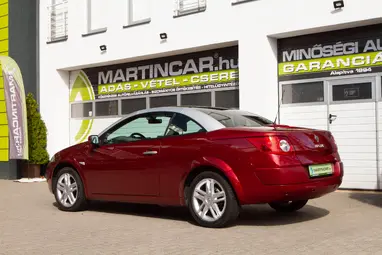 RENAULT MEGANE CC 1.6 Exception Automata Limitált Sport széria +Full Extra +Végig Vez.Sz.Könyv +Üvegtető !!
