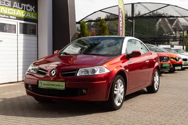 RENAULT MEGANE CC 1.6 Exception Automata Limitált Sport széria +Full Extra +Végig Vez.Sz.Könyv +Üvegtető !!