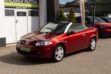 RENAULT MEGANE CC 1.6 Exception Automata Limitált Sport széria +Full Extra +Végig Vez.Sz.Könyv +Üvegtető !!