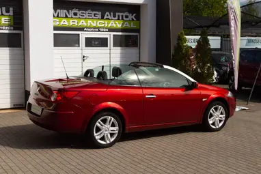 RENAULT MEGANE CC 1.6 Exception Automata Limitált Sport széria +Full Extra +Végig Vez.Sz.Könyv +Üvegtető !!