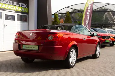 RENAULT MEGANE CC 1.6 Exception Automata Limitált Sport széria +Full Extra +Végig Vez.Sz.Könyv +Üvegtető !!