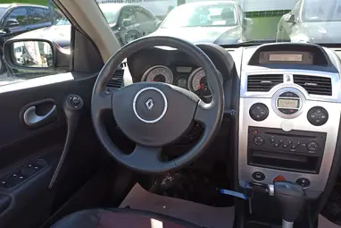 RENAULT MEGANE CC 1.6 Exception Automata Limitált Sport széria +Full Extra +Végig Vez.Sz.Könyv +Üvegtető !!