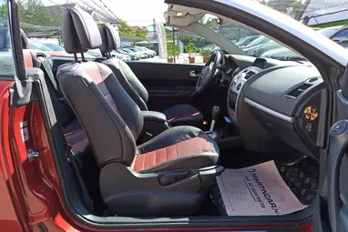 RENAULT MEGANE CC 1.6 Exception Automata Limitált Sport széria +Full Extra +Végig Vez.Sz.Könyv +Üvegtető !!
