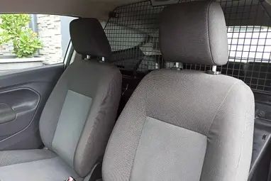 FORD FIESTA Van 1.5 TDCi Trend Frozen White +Full Vezetett Szervízkönyv +Kitűnő állapot !!