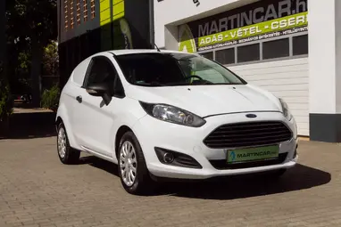 FORD FIESTA Van 1.5 TDCi Trend Frozen White +Full Vezetett Szervízkönyv +Kitűnő állapot !!