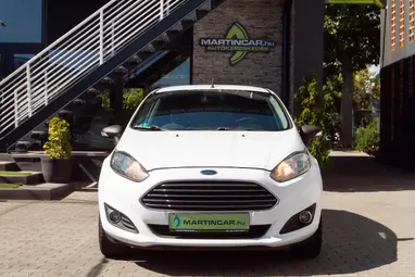 FORD FIESTA Van 1.5 TDCi Trend Frozen White +Full Vezetett Szervízkönyv +Kitűnő állapot !!