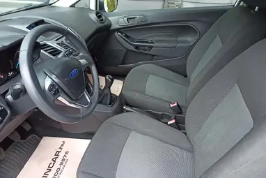 FORD FIESTA Van 1.5 TDCi Trend Frozen White +Full Vezetett Szervízkönyv +Kitűnő állapot !!