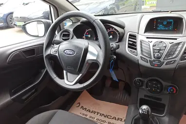FORD FIESTA Van 1.5 TDCi Trend Frozen White +Full Vezetett Szervízkönyv +Kitűnő állapot !!