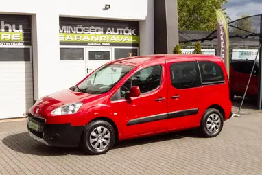 PEUGEOT PARTNER Tepee 1.6 HDi Active (7 személyes ) Rouge Ardent Edition +Prémium állapot +1. Tulaj +Szervízkönyv +3X-s GARANCIA !!