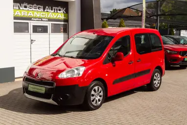 PEUGEOT PARTNER Tepee 1.6 HDi Active (7 személyes ) Rouge Ardent Edition +Prémium állapot +1. Tulaj +Szervízkönyv +3X-s GARANCIA !!