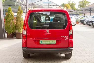 PEUGEOT PARTNER Tepee 1.6 HDi Active (7 személyes ) Rouge Ardent Edition +Prémium állapot +1. Tulaj +Szervízkönyv +3X-s GARANCIA !!