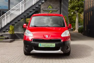 PEUGEOT PARTNER Tepee 1.6 HDi Active (7 személyes ) Rouge Ardent Edition +Prémium állapot +1. Tulaj +Szervízkönyv +3X-s GARANCIA !!