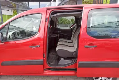 PEUGEOT PARTNER Tepee 1.6 HDi Active (7 személyes ) Rouge Ardent Edition +Prémium állapot +1. Tulaj +Szervízkönyv +3X-s GARANCIA !!