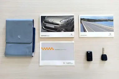 PEUGEOT PARTNER Tepee 1.6 HDi Active (7 személyes ) Rouge Ardent Edition +Prémium állapot +1. Tulaj +Szervízkönyv +3X-s GARANCIA !!