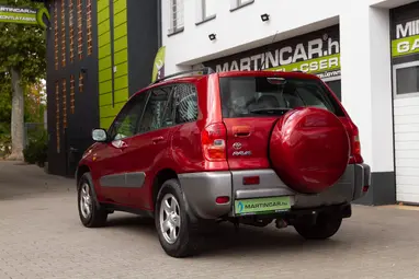 TOYOTA RAV 4 Rav4 2.0 D 4x4 Chili Red +Friss műszaki +Vez.Szervízkönyv +3X-s GARANCIA !!