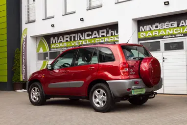 TOYOTA RAV 4 Rav4 2.0 D 4x4 Chili Red +Friss műszaki +Vez.Szervízkönyv +3X-s GARANCIA !!