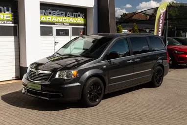 LANCIA VOYAGER 2.8 DS Platinum (Automata) (7 személyes ) Dark Grey +Prémium állapot +MAX Extra +Szervizkönyv +3X-s GARANCIA !!