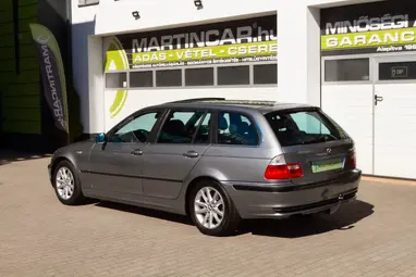 BMW 320d Touring Silbergrau Metallic +AHOGY A NAGYKÖNYVBEN MEG VAN ÍRVA!!