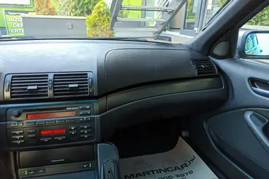 BMW 320d Touring Silbergrau Metallic +AHOGY A NAGYKÖNYVBEN MEG VAN ÍRVA!!