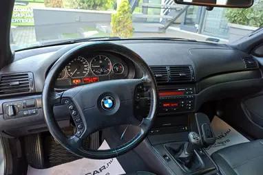 BMW 320d Touring Silbergrau Metallic +AHOGY A NAGYKÖNYVBEN MEG VAN ÍRVA!!