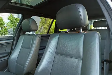 BMW 320d Touring Silbergrau Metallic +AHOGY A NAGYKÖNYVBEN MEG VAN ÍRVA!!