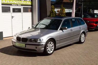 BMW 320d Touring Silbergrau Metallic +AHOGY A NAGYKÖNYVBEN MEG VAN ÍRVA!!
