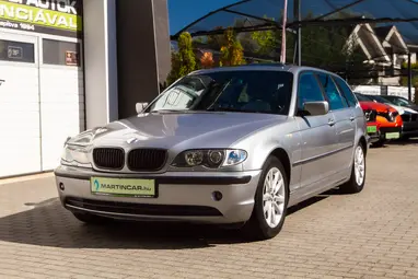 BMW 320d Touring Silbergrau Metallic +AHOGY A NAGYKÖNYVBEN MEG VAN ÍRVA!!