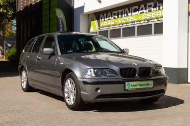 BMW 320d Touring Silbergrau Metallic +AHOGY A NAGYKÖNYVBEN MEG VAN ÍRVA!!