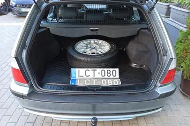 BMW 320d Touring Silbergrau Metallic +AHOGY A NAGYKÖNYVBEN MEG VAN ÍRVA!!