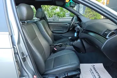 BMW 320d Touring Silbergrau Metallic +AHOGY A NAGYKÖNYVBEN MEG VAN ÍRVA!!