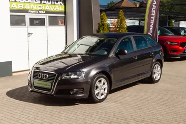 AUDI A3 1.6 TDI Attraction DPF Dark Gray Metallic+Korróziómentes+ Kevés Km+ 3X-s GARANCIA!!!