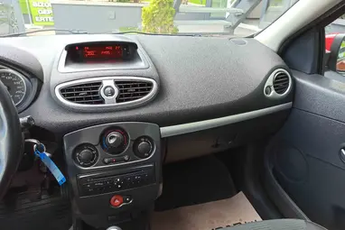 RENAULT CLIO 1.5 dCi Dynamique RED FLAME +Prémium állapot +1.Tulajdonos +Friss Vizsga +3X GARANCIA !!