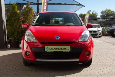 RENAULT CLIO 1.5 dCi Dynamique RED FLAME +Prémium állapot +1.Tulajdonos +Friss Vizsga +3X GARANCIA !!